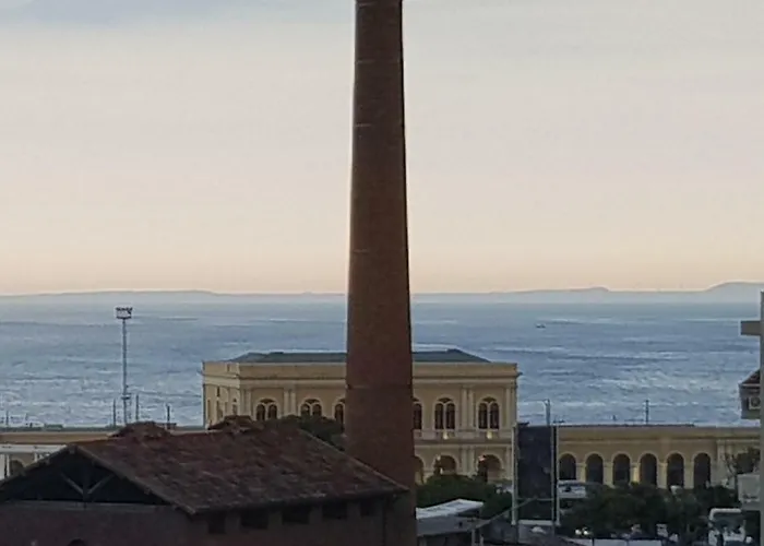 Holiday In | Le Ciminiere * Catania